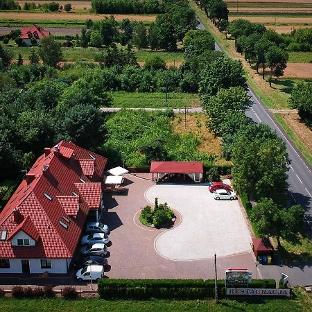 GOŚCINIEC NAD NARWIĄ - Airport Modlin Kikoly Zewnętrze zdjęcie